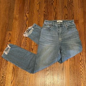 A&F curve love ankle straight jeans